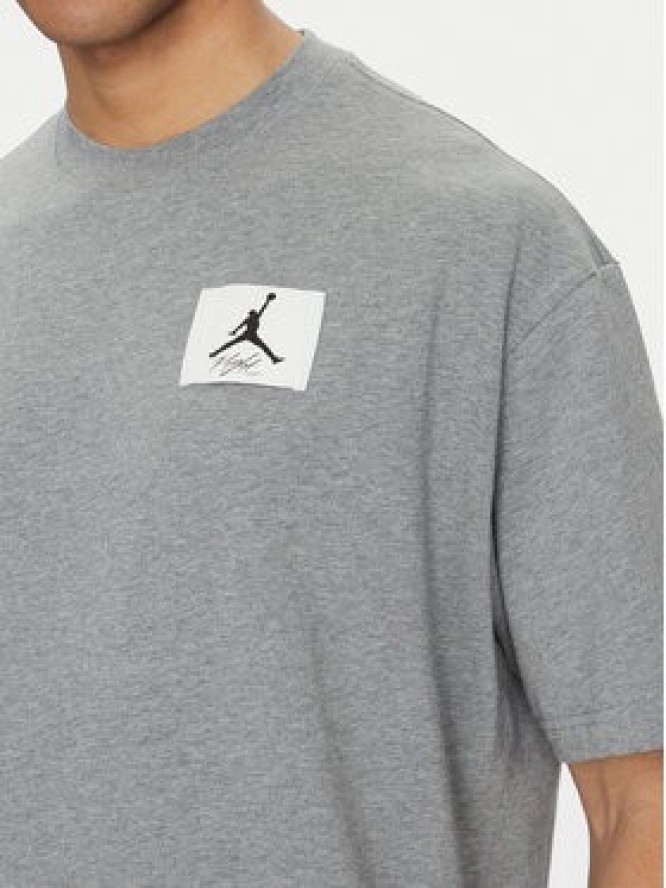 Nike T-Shirt DZ7313 091 Szary Regular Fit