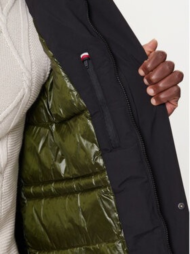 Tommy Hilfiger Kurtka zimowa MW0MW41362 Czarny Regular Fit