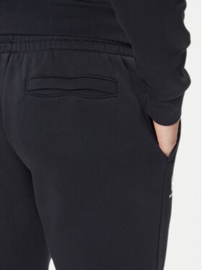 Under Armour Spodnie dresowe UA Essential Fleece Jogger 1373882 Czarny Regular Fit
