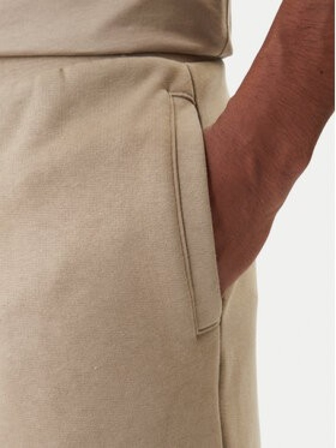 Guess Szorty sportowe Z6RD06 KAIJ1 Beżowy Regular Fit