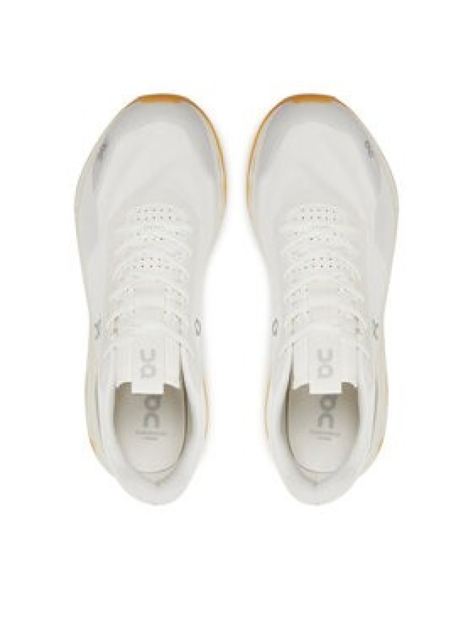 On Sneakersy Cloudnova Form 2 3ME30150924 Biały