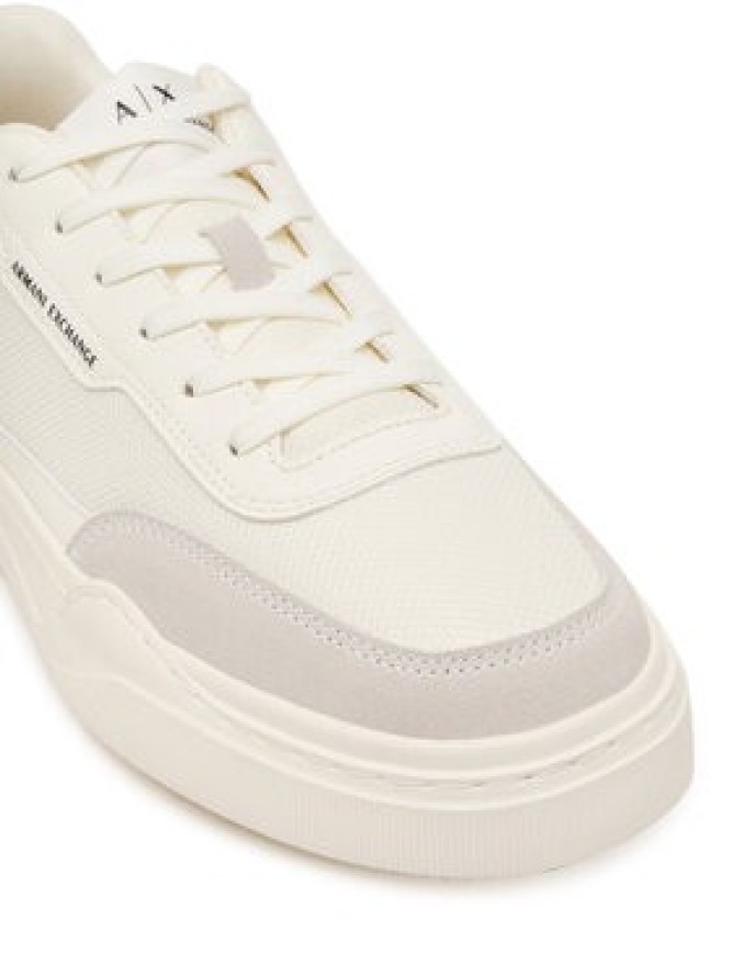 Armani Exchange Sneakersy XM001968 AF19439 U0011 Biały