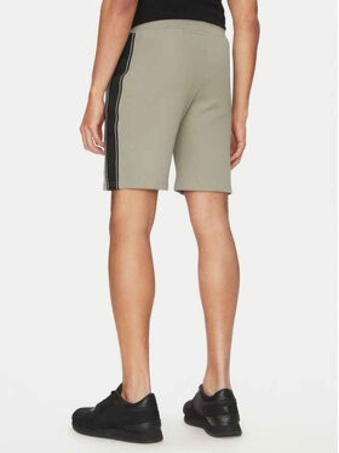 Guess Szorty materiałowe Z4RD04 KB3P2 Zielony Regular Fit