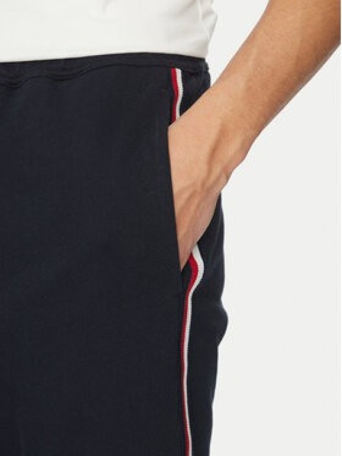 Tommy Hilfiger Szorty materiałowe Global Stripe MW0MW39255 Granatowy Regular Fit