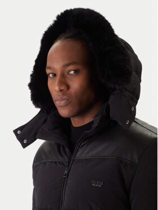 Guess Kurtka zimowa M5BL2A W2202 Czarny Regular Fit