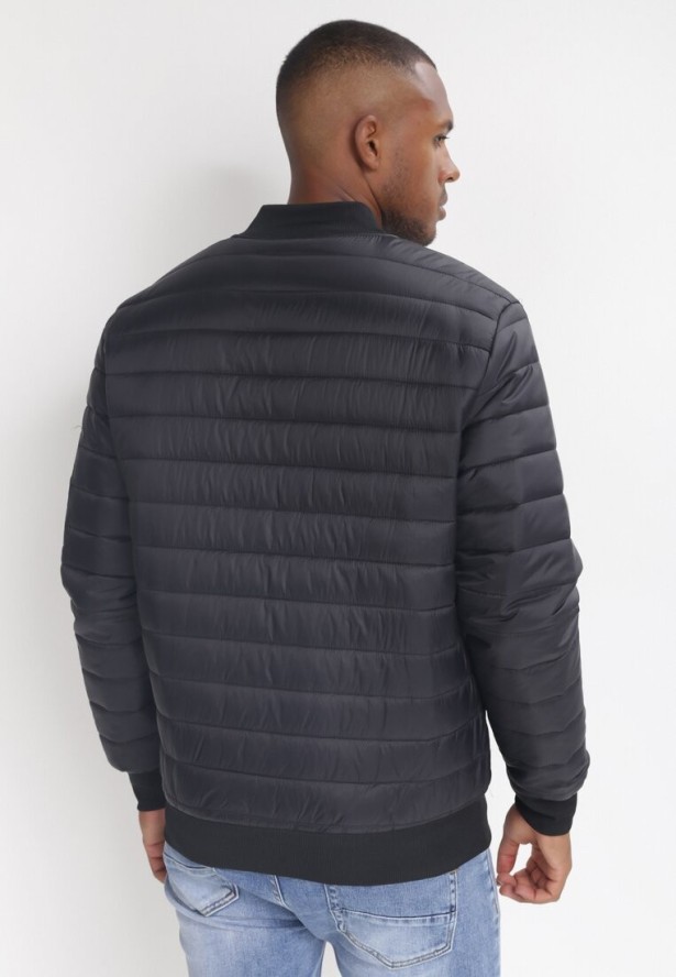 Czarna Kurtka Bomberka z Pikowaniem Salima