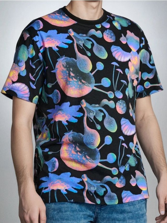 Koszulka comfort fit z abstrakcyjnym nadrukiem - wielobarwny