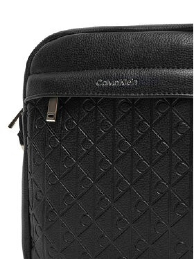 Calvin Klein Saszetka Emblem Emboss Reporter LV04D3204G Czarny