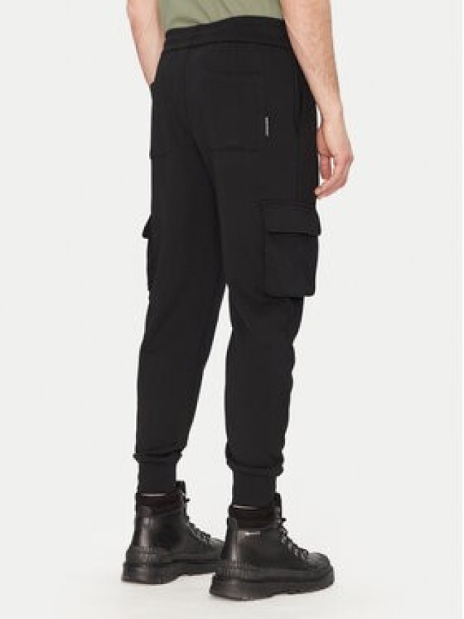 Moose Knuckles Spodnie dresowe Hartsfield M33MR777 Czarny Regular Fit