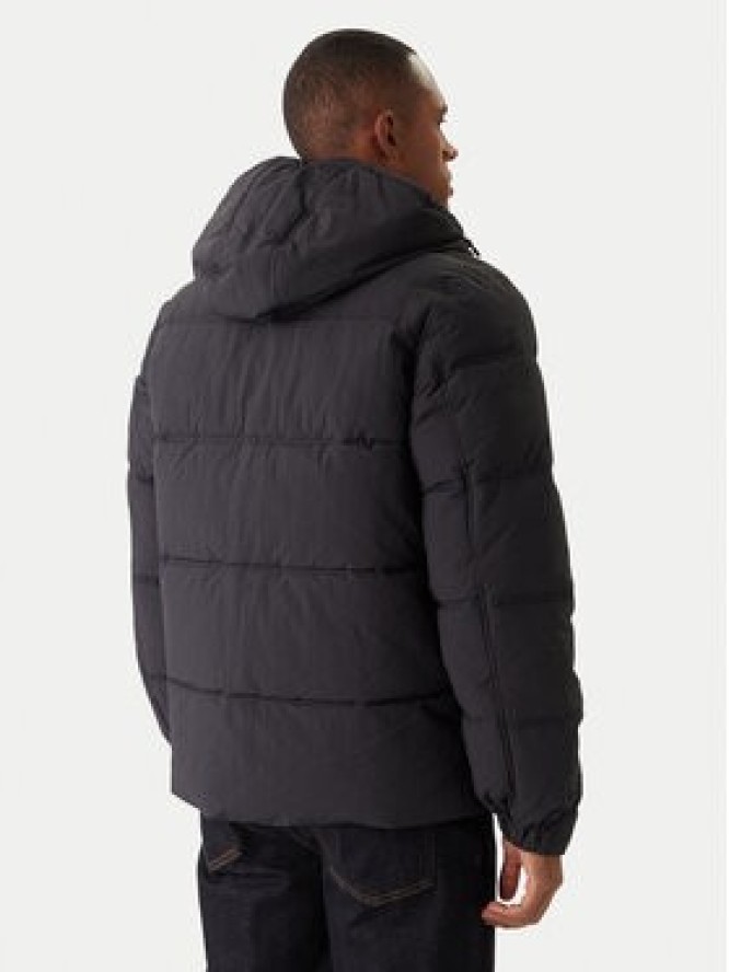 Mustang Kurtka zimowa Oakfield 1017069 Czarny Regular Fit