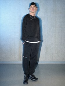 4F Spodnie dresowe joggery męskie - czarne L