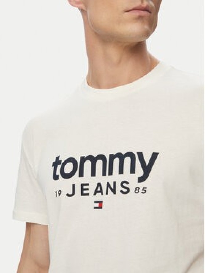 Tommy Jeans T-Shirt Graphic DM0DM23376 Biały Slim Fit