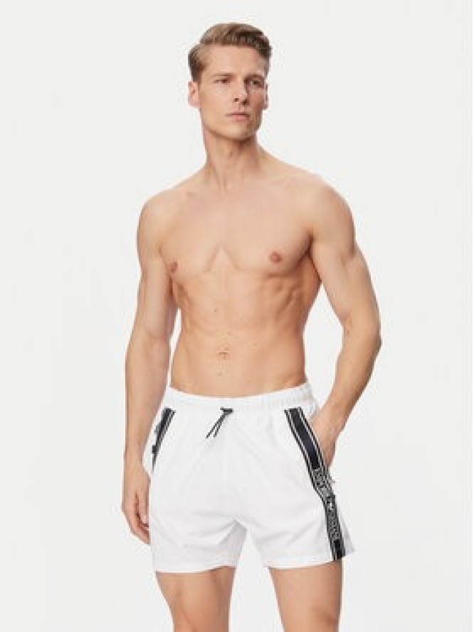 Emporio Armani Szorty kąpielowe EM000583 AF20426 U0002 Biały Regular Fit