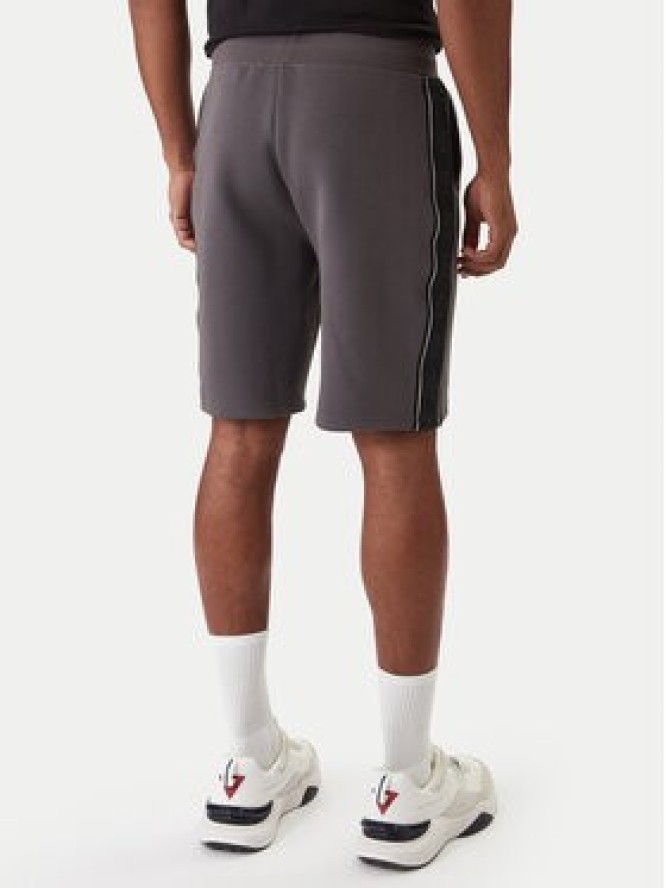 Guess Szorty materiałowe Z4RD04 KB3P2 Szary Regular Fit