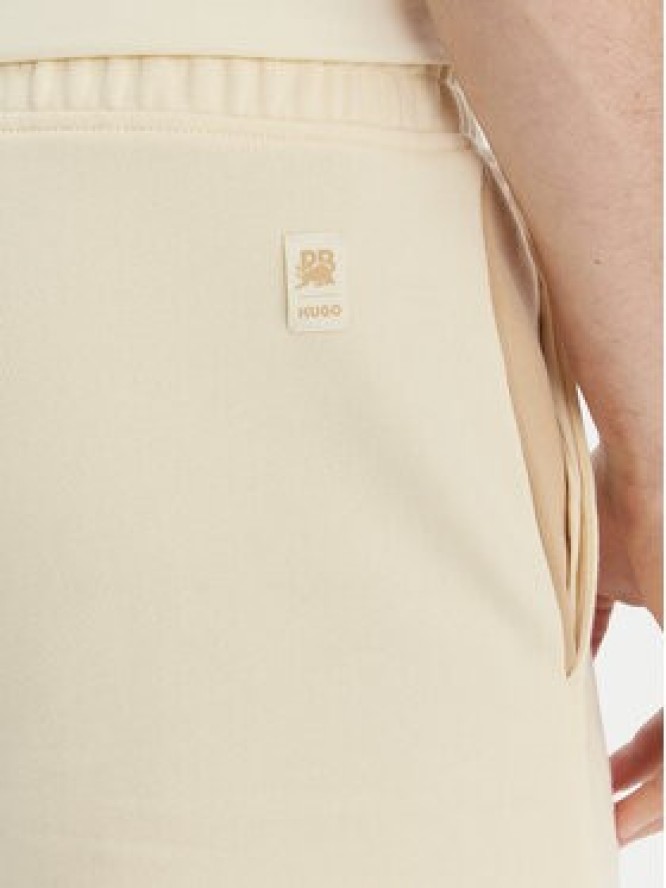 HUGO Szorty materiałowe Despen_RB 50559712 Écru Relaxed Fit