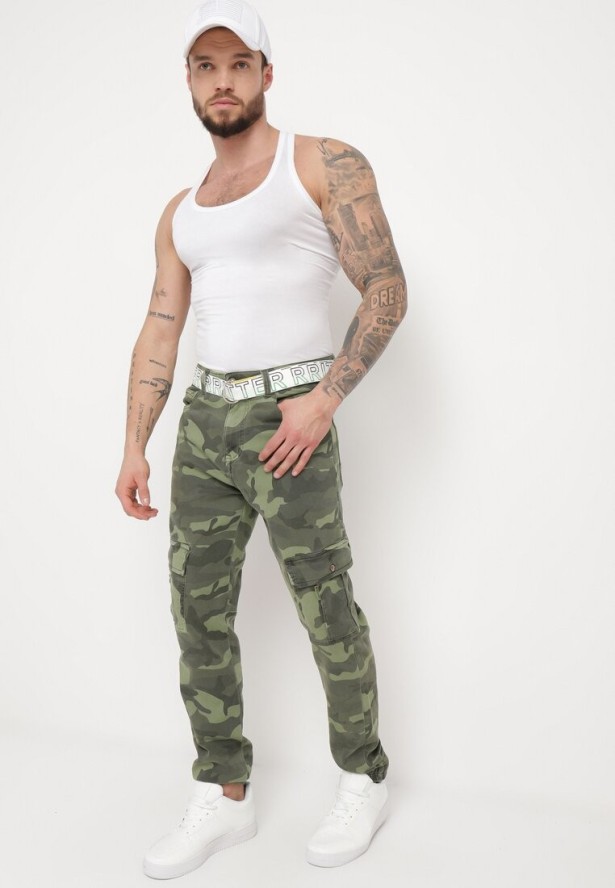 Ciemnozielone Spodnie Bojówki z Naszytymi Kieszeniami i Paskiem Siavera