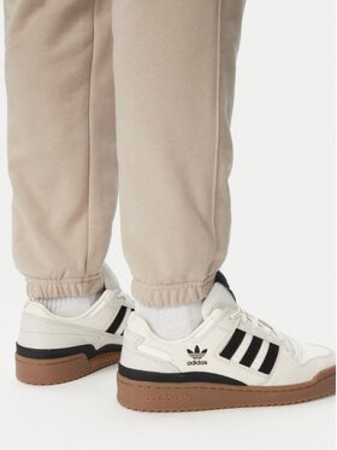 adidas Spodnie dresowe Trefoil Essentials French Terry KT2454 Beżowy Regular Fit