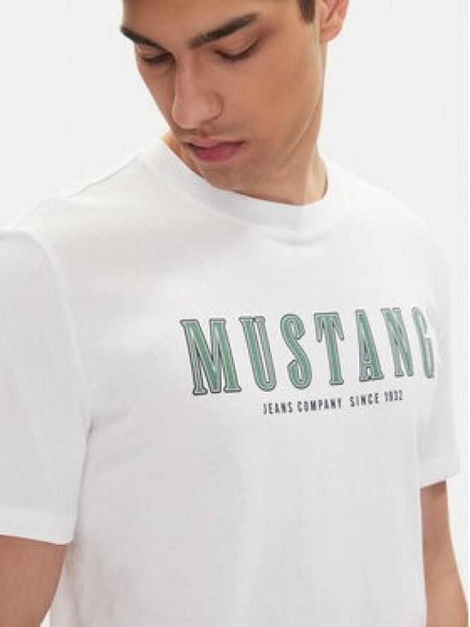 Mustang T-Shirt Austin 1016281 Biały Regular Fit