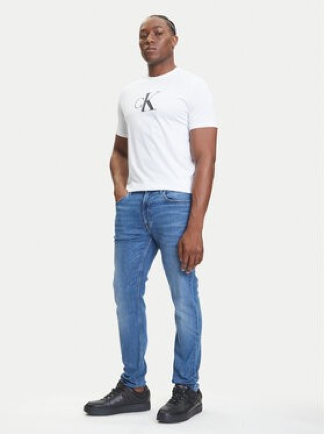 Calvin Klein Jeans T-Shirt Center Monogram LV04RC857G Biały Regular Fit
