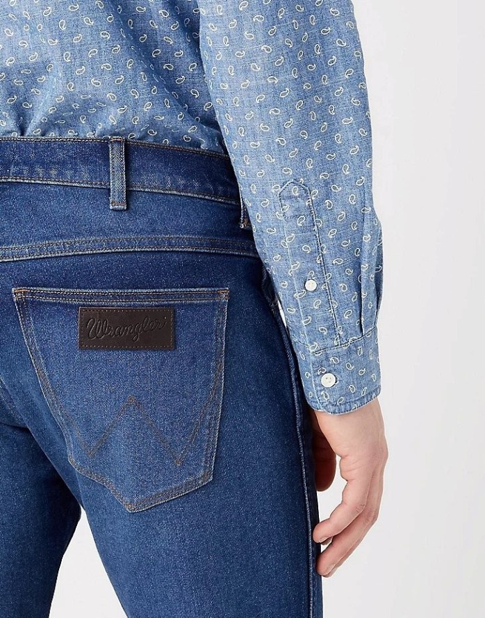 WRANGLER LARSTON MĘSKIE SPODNIE JEANSOWE SPECIAL W18SU829E 112320054