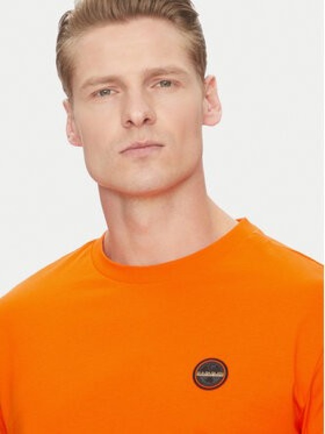 Napapijri T-Shirt S-Badge NP0A4I3N Pomarańczowy Regular Fit