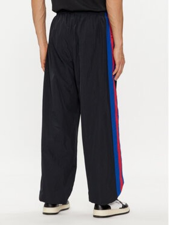 Champion Spodnie dresowe 220008 Czarny Custom Fit