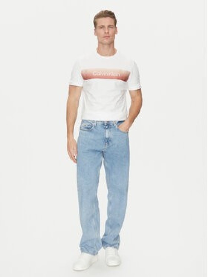 Calvin Klein T-Shirt Linear Ombre K10K114163 Biały Regular Fit