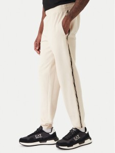 EA7 Emporio Armani Spodnie dresowe 7M001482 AF12660 U1088 Beżowy Regular Fit