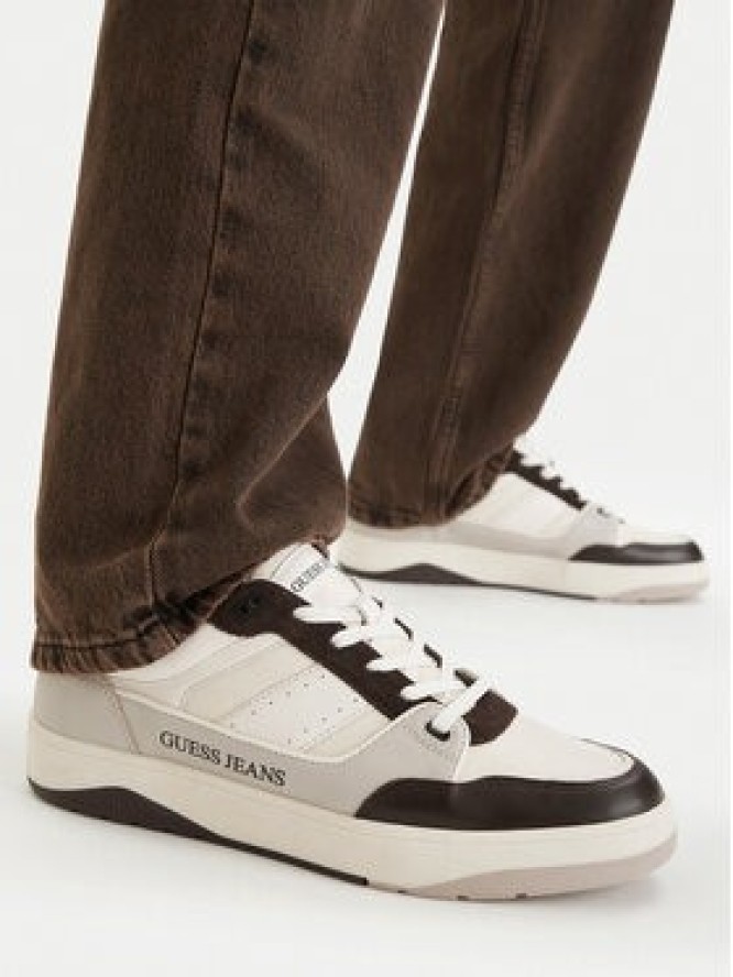 Guess Jeans Sneakersy EO-TEKSAS-01 126AM Écru