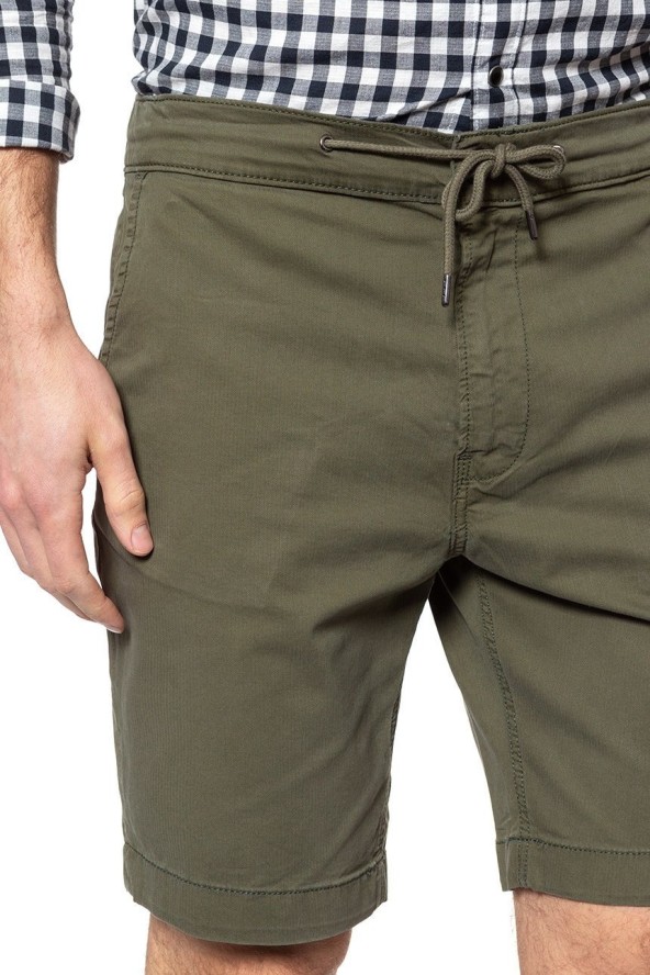 SPODENKI LEE DRAWSTRING SHORT IVY GREEN L73ULV06 112120802