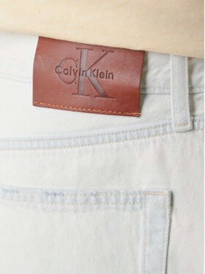 Calvin Klein Jeans Szorty jeansowe Classic LV04RF787G Écru Regular Fit