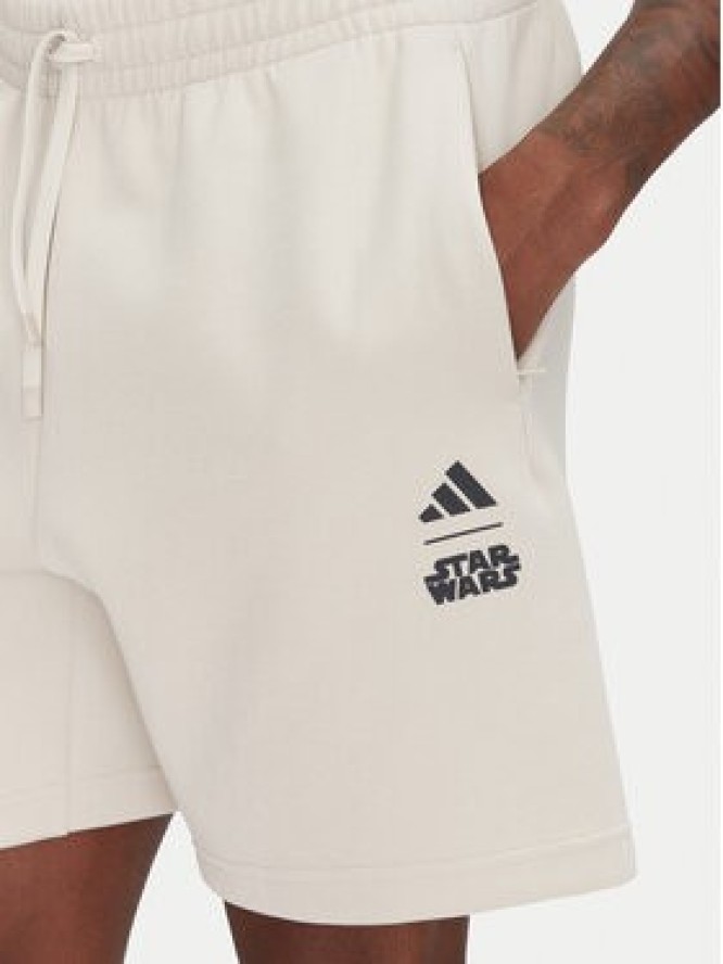 adidas Szorty sportowe Star Wars The Mandalorian™ JI5721 Beżowy Regular Fit