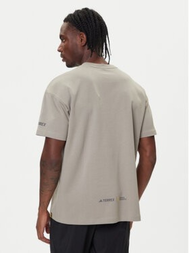 adidas T-Shirt National Geographic KC2350 Beżowy Loose Fit