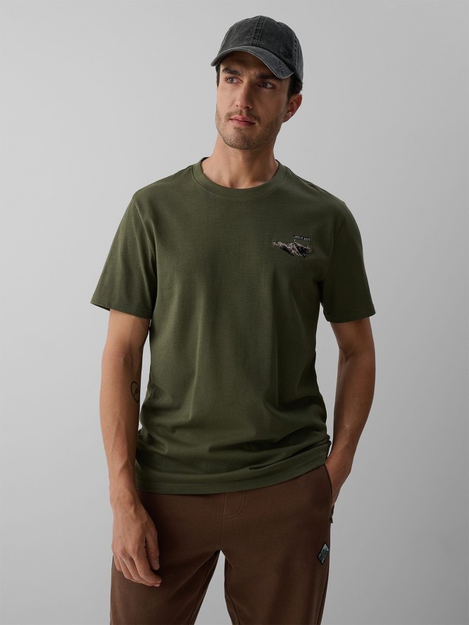 4F T-shirt regular z nadrukiem męski - khaki XXL