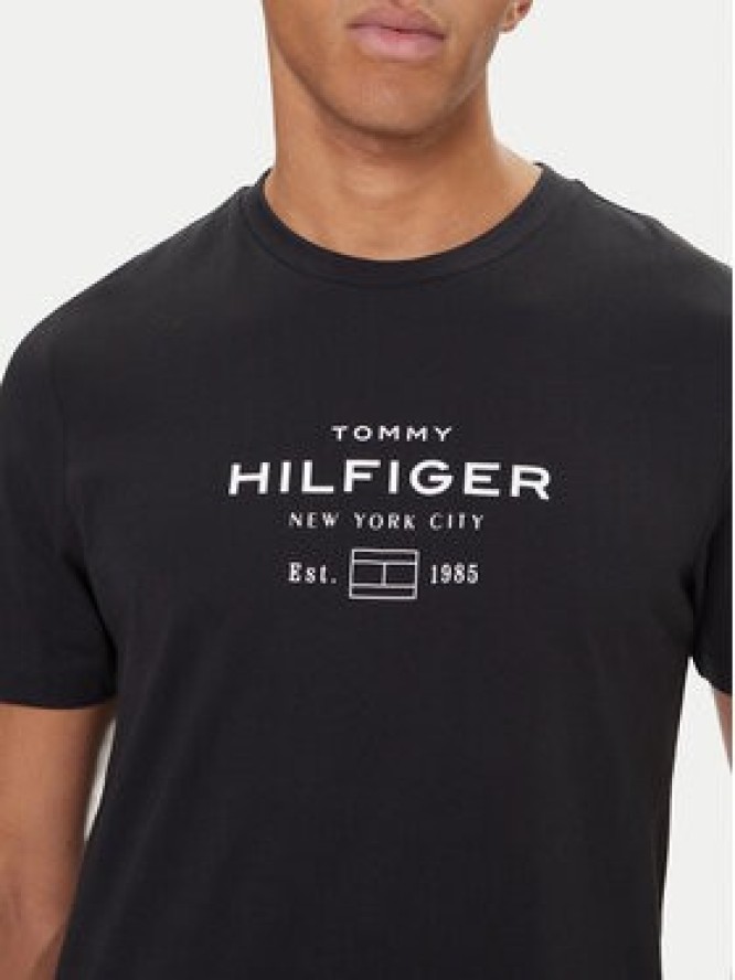 Tommy Hilfiger T-Shirt Stack Graphic MW0MW40002 Czarny Regular Fit