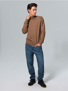 Jeansy loose fit z elektem sprania - granatowy