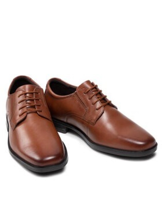 Clarks Półbuty Howard Walk 261620177 Brązowy