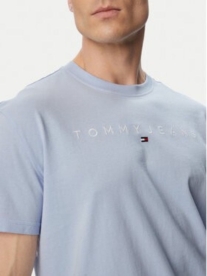 Tommy Jeans T-Shirt DM0DM20744 Niebieski jasny Regular Fit