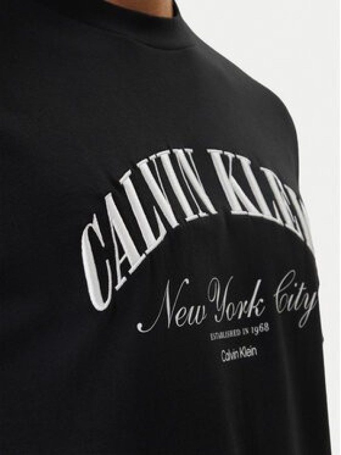 Calvin Klein Jeans T-Shirt LV04RF820G Czarny Regular Fit