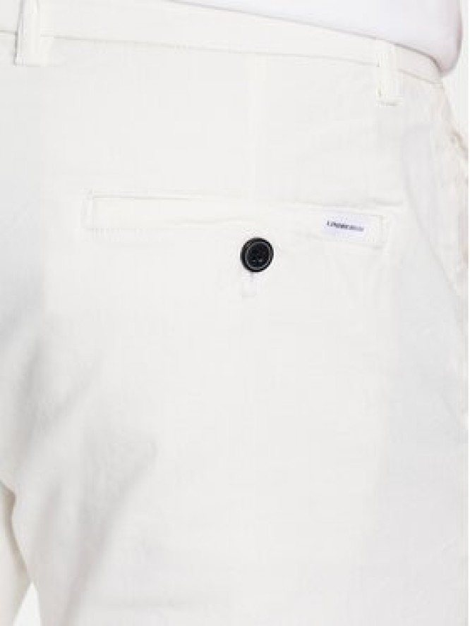 Lindbergh Szorty materiałowe 30-505044 Biały Slim Fit