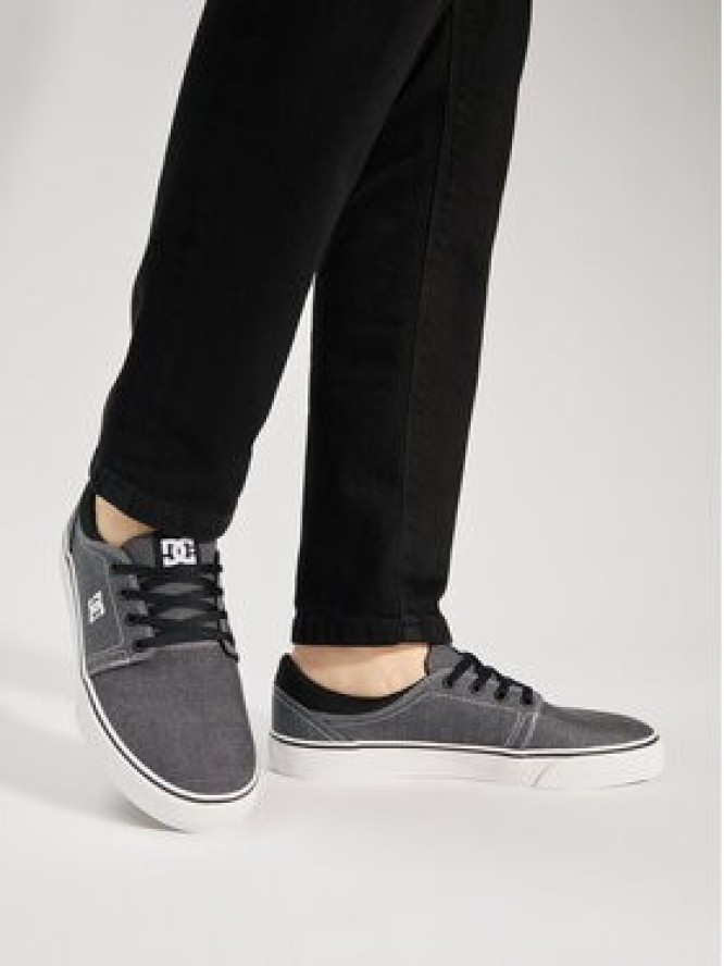 DC Shoes Tenisówki Trase Tx Se ADYS300123 Czarny