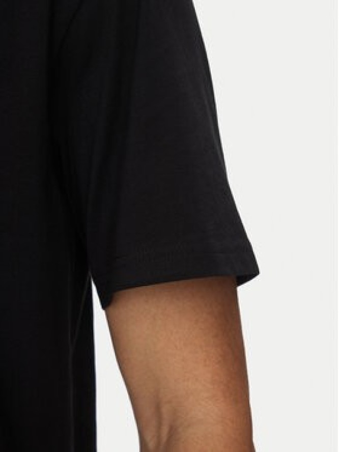 Puma T-Shirt Graphics Super 629639 Czarny Relaxed Fit