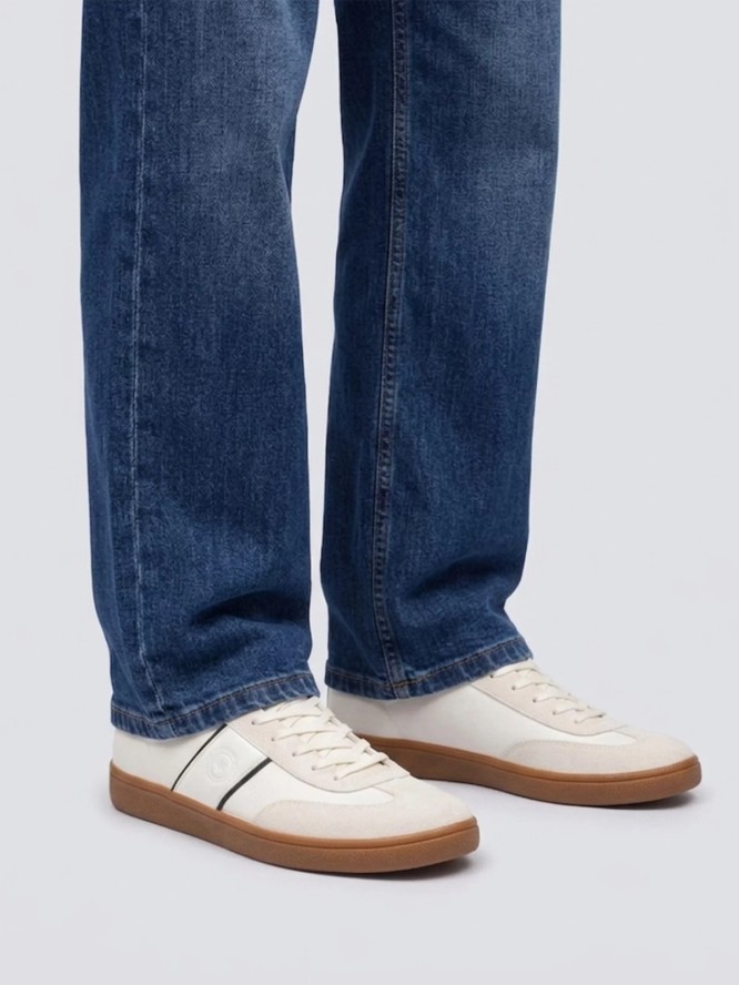 sneakersy męskie z czarnymi akcentami białe tt174128 101