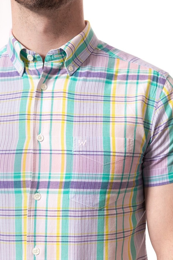 KOSZULA MĘSKA KRÓTKI RĘKAW WRANGLER SS 1PKT BUTTON-DOWN SEA PINK W5944NQWF 112129757