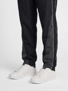 Sneakersy Hummel Court Line