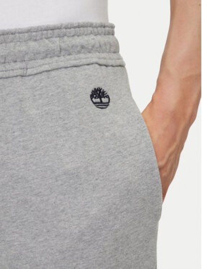 Timberland Spodnie dresowe TB0A5V5Q Szary Regular Fit