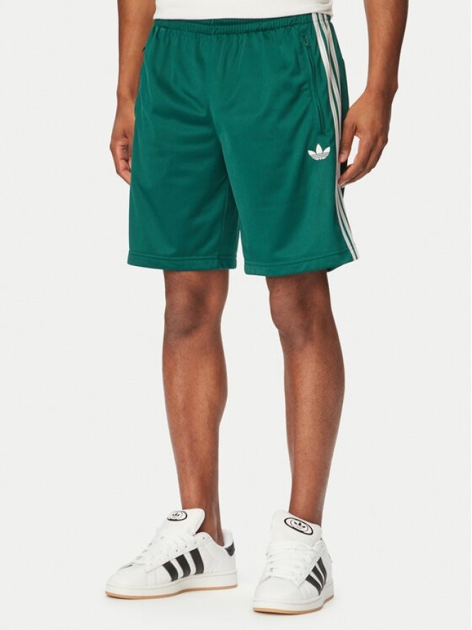 adidas Szorty sportowe Firebird KE1376 Zielony Regular Fit