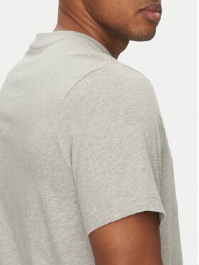 Reebok T-Shirt 100217137 Szary Regular Fit