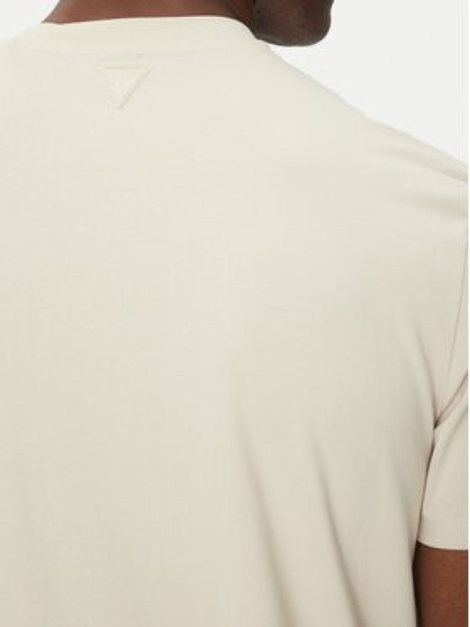 Guess T-Shirt Z2YI11 J1314 Beżowy Regular Fit