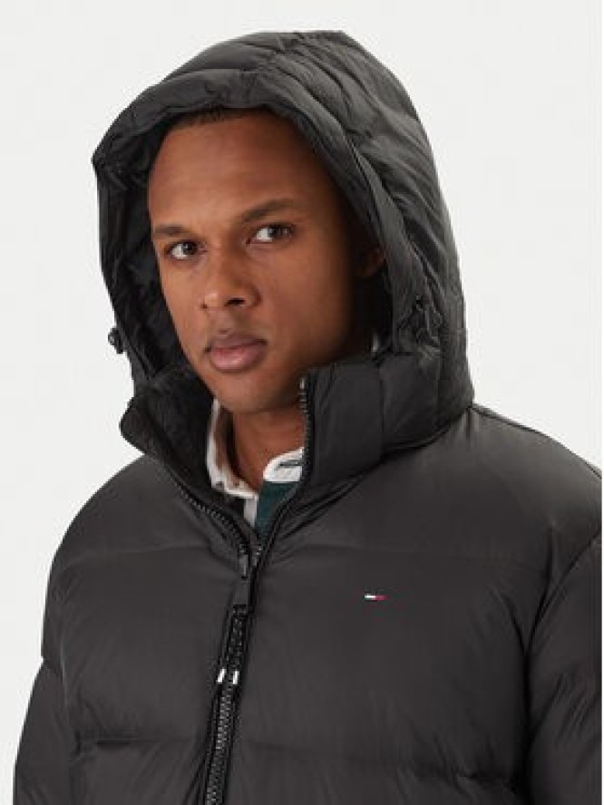 Tommy Jeans Kurtka puchowa Essential DM0DM19786 Czarny Regular Fit